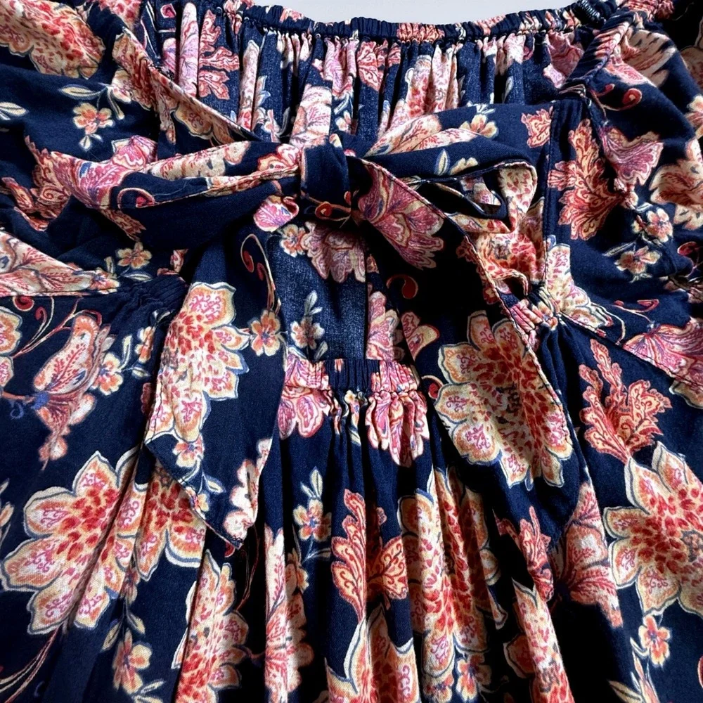 Old Navy cotton from detail